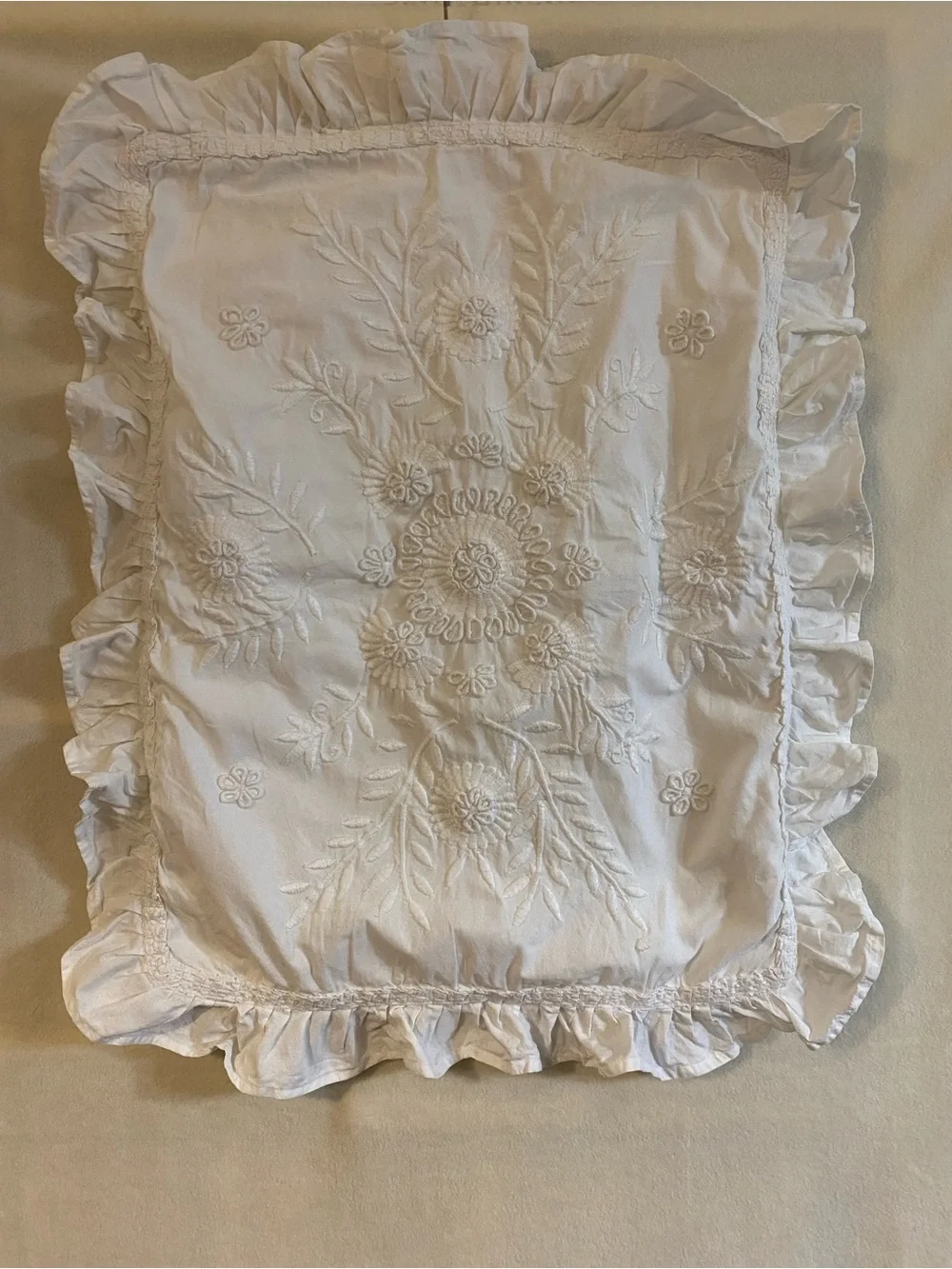Pottery Barn white floral embroidered Carmen 100% cotton standard pillow sham